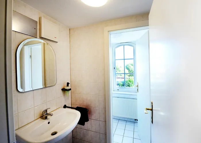 Ferienwohnung Zittau شقة *